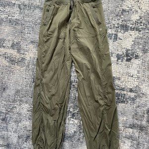 lululemon dance studio pants size 8